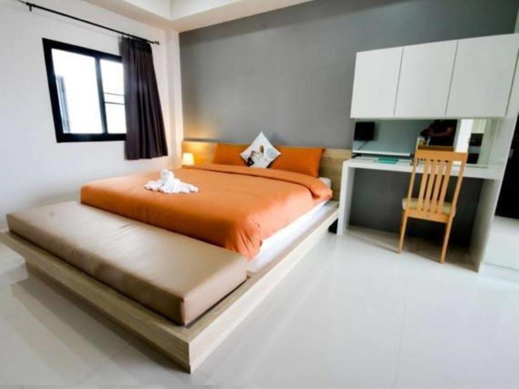 Albergue S5 Residencia y Cafe Chalong Exterior foto